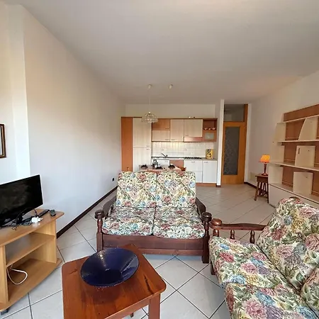 Romantic View Base In Appartement
